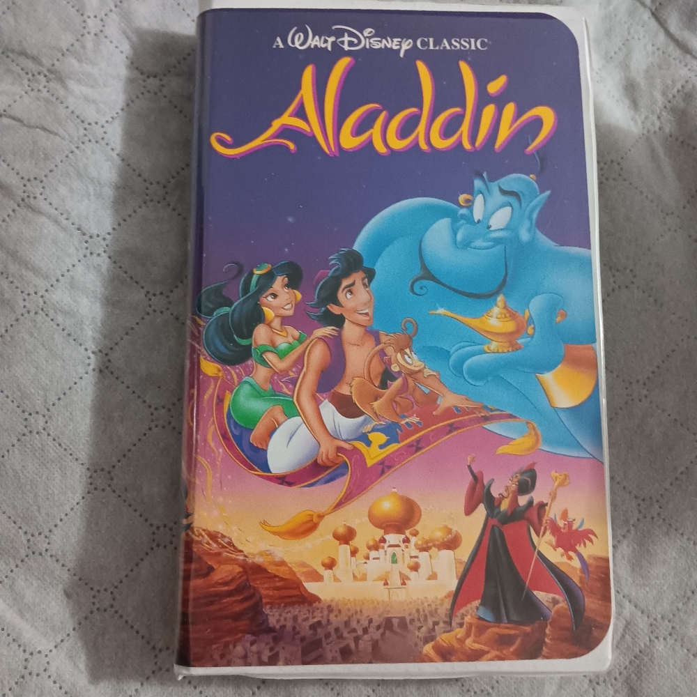 DISNEYS BLACK DIAMOND ALADDIN VHS 1662